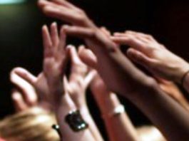 worship manipulation