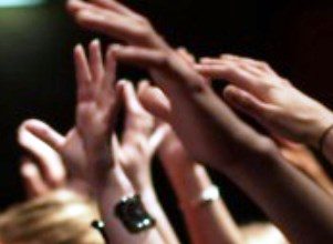 Dynamic Worship or Worship Manipulation? by Steve Crosby worship manipulation